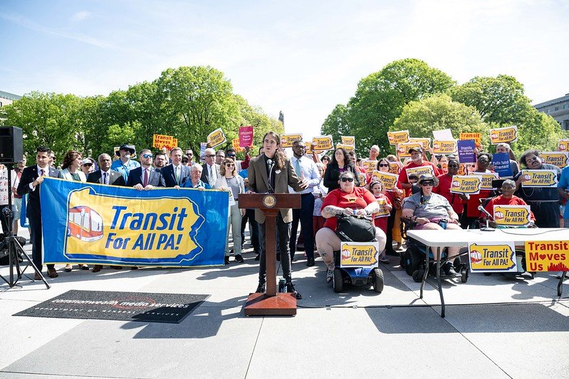 100+ Transit Riders & Workers Rally in Harrisburg to support Gov. Shapiro’s $282M funding increase to improve service in all 67 PA counties